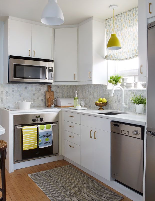 Dapur Bergaya Modern dengan Dapur Berlafazkan Gloss Putih Tinggi